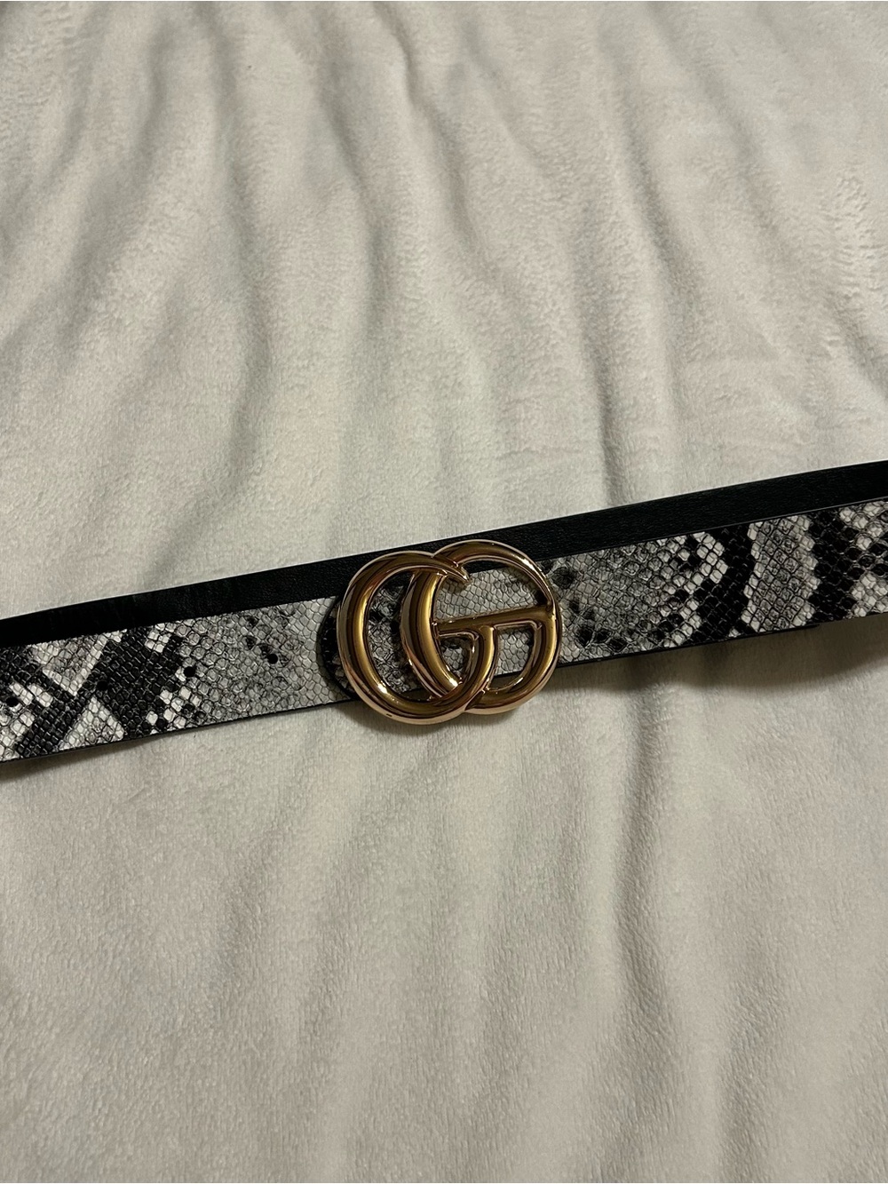 Designer-Inspired Snake Print Belt with Gold Double G Buckle - Black & White